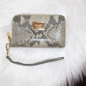Michael, Michael Kors Essential Zip Wallet or Wristlet Natural Python
